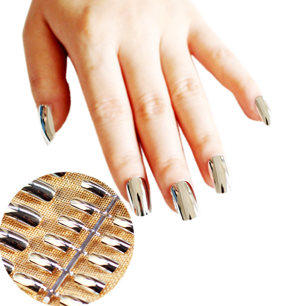 silver nails; acrylic nails; metallic nails; metallic false nails; metallic fake nails; silver metallic nails; fake nails; press on nails; mirror nails; artificial nails; glue on nails; 